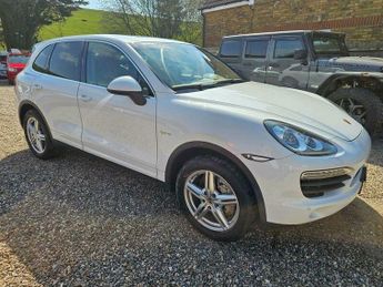 Porsche Cayenne 3.0h V6 S TiptronicS 4WD Euro 5 (s/s) 5dr