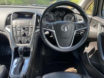 Vauxhall Astra ELITE CDTI AUTOMATIC great spec