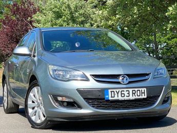 Vauxhall Astra 2.0 CDTi ecoFLEX Elite Euro 5 (s/s) 5dr