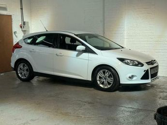 Ford Focus 1.6 TDCi Titanium Navigator Euro 5 (s/s) 5dr