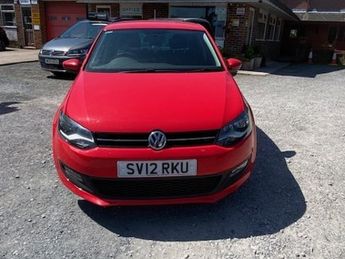 Volkswagen Polo MATCH-Ideal first car with low tax runs really nice with service
