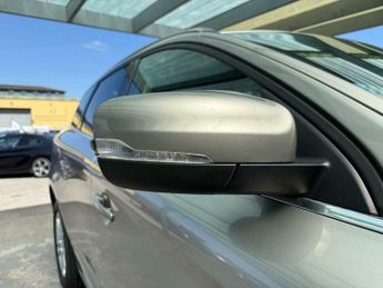 Volvo XC60 2.4 D5 SE Lux Nav Geartronic AWD Euro 5 5dr