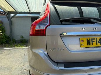 Volvo XC60 2.4 D5 SE Lux Nav Geartronic AWD Euro 5 5dr