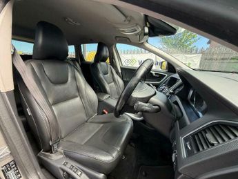 Volvo XC60 2.4 D5 SE Lux Nav Geartronic AWD Euro 5 5dr