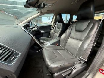 Volvo XC60 2.4 D5 SE Lux Nav Geartronic AWD Euro 5 5dr