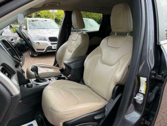 Jeep Cherokee 2.2 MultiJetII Limited Auto 4WD Euro 6 (s/s) 5dr