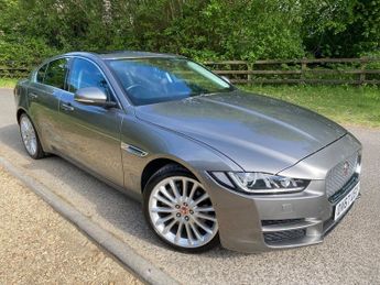 Jaguar XE D PORTFOLIO AWD !! ULEZ COMPLIANT - FULL LEATHER - GREAT SPEC - 