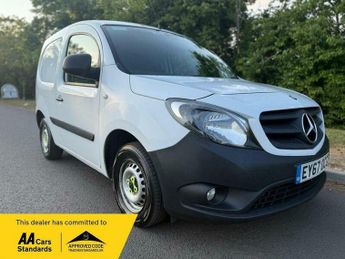 Mercedes G Class 1.5 109 CDI BlueEfficiency L1 Euro 5 (s/s) 4dr