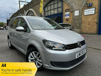 Volkswagen Touran 1.4 se auto