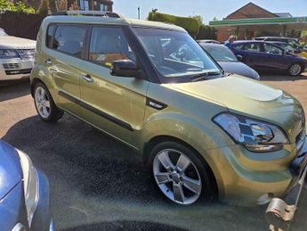 Kia Soul 1.6 CRDi Searcher Auto Euro 5 5dr