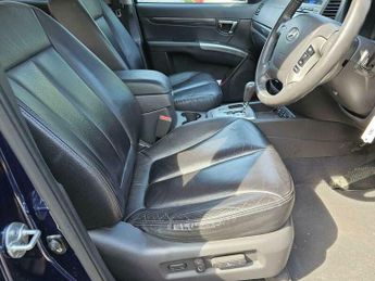 Hyundai Santa Fe 2.2 CRDi Premium Auto 4WD Euro 5 5dr (5 seat)