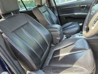 Hyundai Santa Fe 2.2 CRDi Premium Auto 4WD Euro 5 5dr (5 seat)