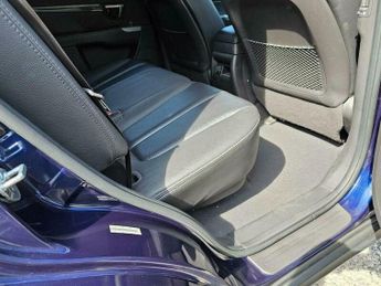 Hyundai Santa Fe 2.2 CRDi Premium Auto 4WD Euro 5 5dr (5 seat)