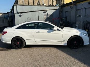 Mercedes-Benz E Class 1.8 E200 BlueEfficiency Sport G-Tronic+ Euro 5 (s/s) 2dr