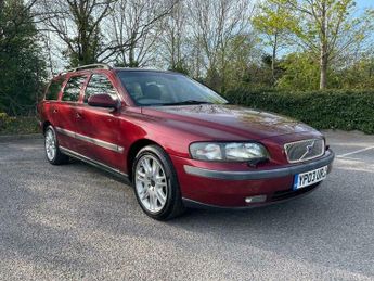Volvo V70 2.4 SE 5dr