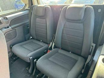 Ford Galaxy 2.0T EcoBoost Titanium Powershift Euro 5 5dr