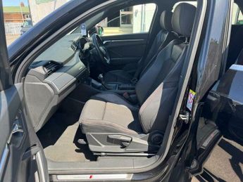 Audi Q3 1.5 TFSI CoD 35 S line S Tronic Euro 6 (s/s) 5dr