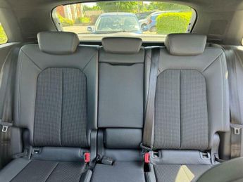 Audi Q3 1.5 TFSI CoD 35 S line S Tronic Euro 6 (s/s) 5dr