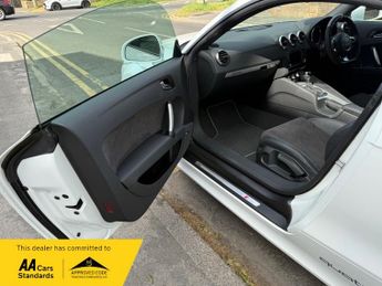Audi TT TDI QUATTRO S LINE BLACK EDITION