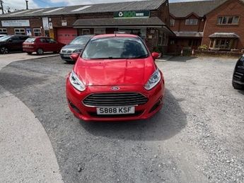 Ford Fiesta ZETEC-IDEAL FIRST CAR Reasons to buy - £0 Road Tax-Stylish inter