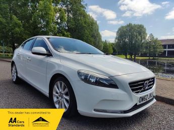 Volvo V40 1.6 T3 SE Hatchback 5dr Petrol Manual Euro 5 (s/s) (150 ps)