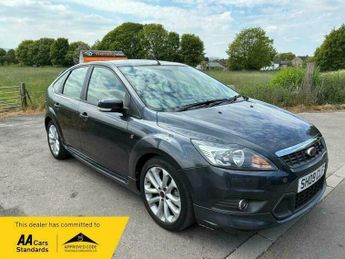 Ford Focus 1.6 Zetec S 5dr