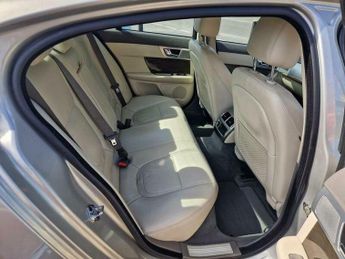 Jaguar XF 3.0d V6 Premium Luxury Auto Euro 5 (s/s) 4dr