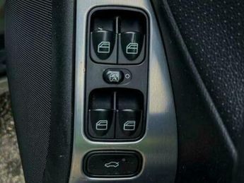 Mercedes-Benz C Class 1.8 C180 Kompressor Avantgarde SE Automatic 143 Bhp | Full Histo