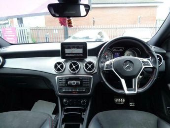 Mercedes-Benz C Class 2.1 GLA200 CDI AMG Line 7G-DCT Euro 6 (s/s) 5dr