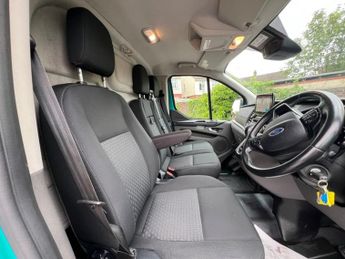 Ford Transit Custom 2.0 340 EcoBlue Trend Auto L1 H2 Euro 6 (s/s) 5dr AppleCarPlay+A