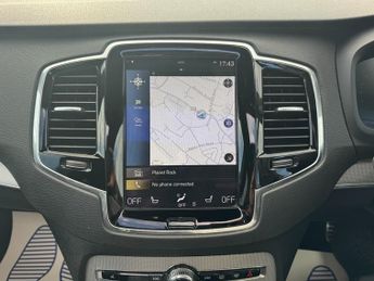 Volvo XC90 2.0h T8 Twin Engine 9.2kWh R-Design SUV 5dr Petrol Plug-in Hybri