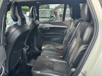 Volvo XC90 2.0h T8 Twin Engine 9.2kWh R-Design SUV 5dr Petrol Plug-in Hybri