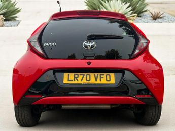Toyota AYGO 1.0 VVT-i x-play x-shift Euro 6 5dr (Safety Sense)