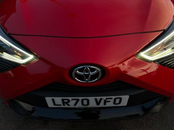 Toyota AYGO 1.0 VVT-i x-play x-shift Euro 6 5dr (Safety Sense)