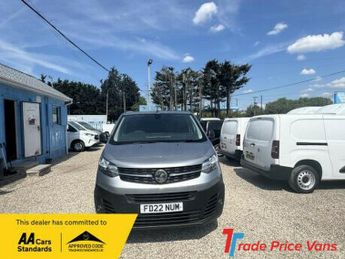 Vauxhall Vivaro L1H1 F2900 DYNAMIC S/S AIR CON EURO 6 ULEZ COMPLIANT 32K MILES