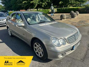 Mercedes C Class 2.1 C220 CDI Elegance SE 4dr
