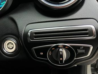 Mercedes C Class C 200 AMG LINE PREMIUM