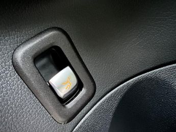 Mercedes C Class C 200 AMG LINE PREMIUM