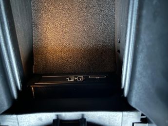 Mercedes C Class C 200 AMG LINE PREMIUM