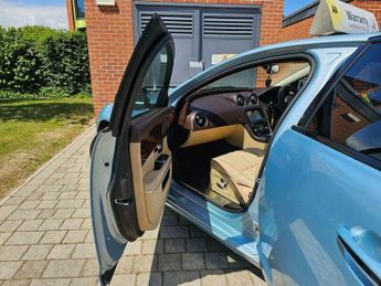Jaguar XJ 3.0d V6 Luxury Auto Euro 5 4dr