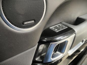 Land Rover Range Rover Sport SVR