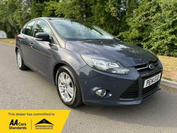 Ford Focus 1.0T EcoBoost Titanium Navigator Euro 5 (s/s) 5dr