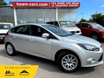Ford Focus TITANIUM - ONLY 55677 MILES 1 OWNER FROM NEW SERVICE HISTORY PAR