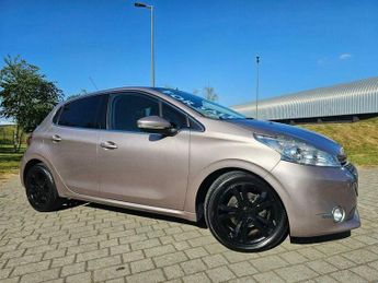 Peugeot 208 1.6 e-HDi Allure Euro 5 (s/s) 5dr