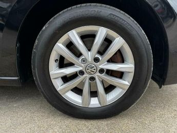 Volkswagen Touran 1.6 TDI SE Family DSG Euro 6 (s/s) 5dr
