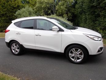 Hyundai IX35 1.7 CRDi Premium SUV 5dr Diesel Manual Euro 5 (s/s) (115 ps)