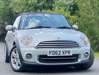 MINI Convertible 1.6 Cooper Euro 5 (s/s) 2dr