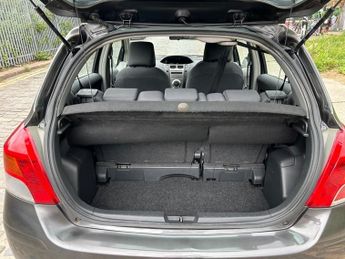Toyota Yaris VVT-I TR