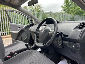 Toyota Yaris VVT-I TR