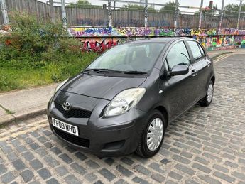Toyota Yaris VVT-I TR